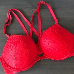Victoria’s Secret Bombshell